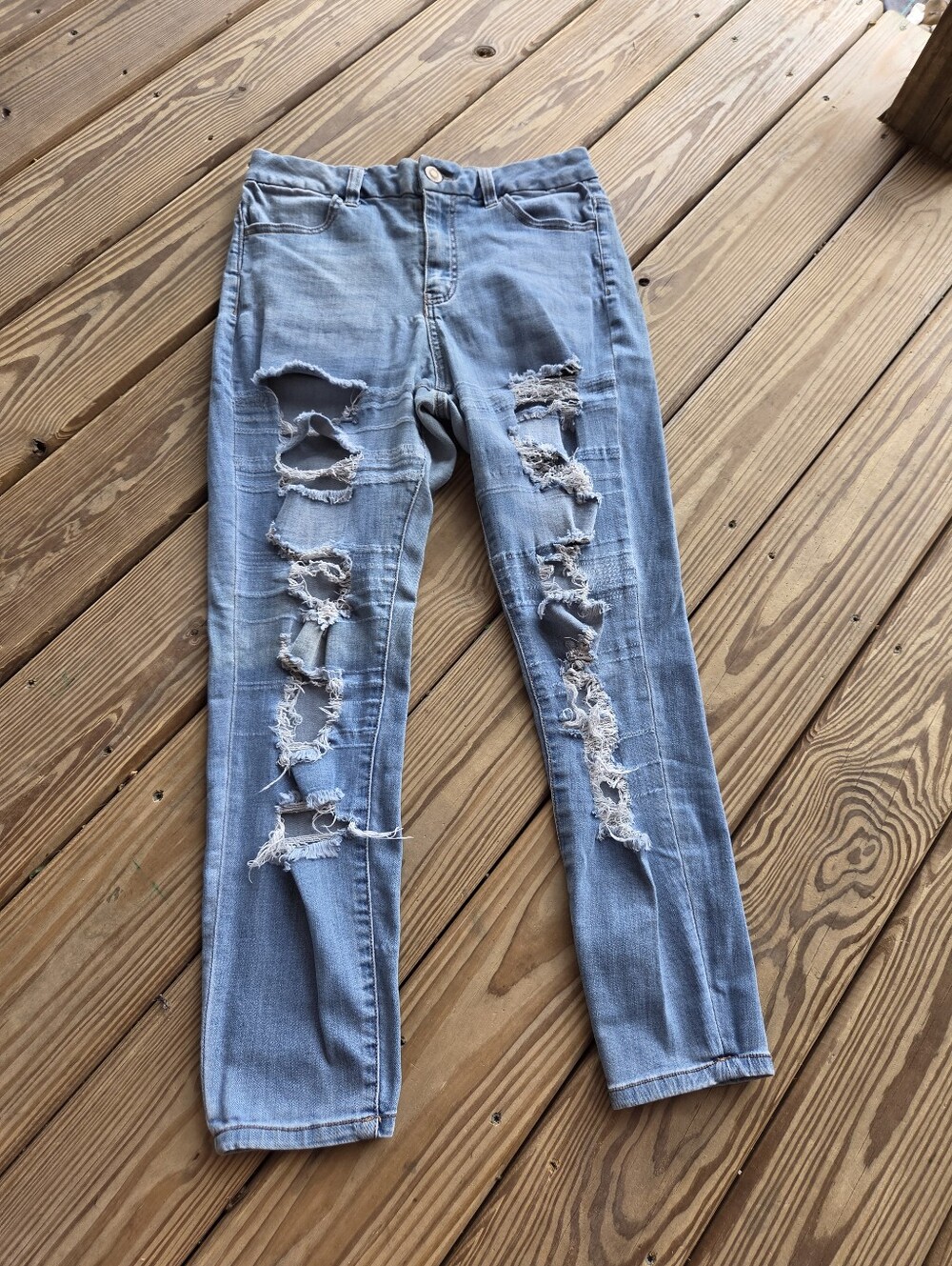 Rue21 Light Blue Ripped Skinny Jeans Size 12
